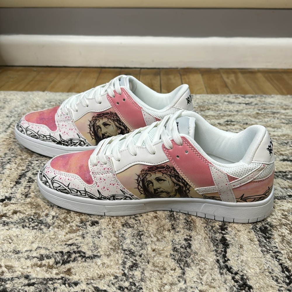 NIB. Mens.KITO PASSION OF CHRIST, RESURRECTION DAY SZ 10 Sneakers, - Picture 3 of 6